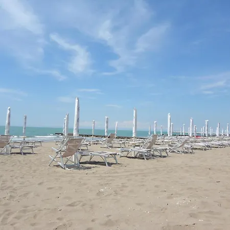 Apartment Modern In Caorle With Private Terrace
