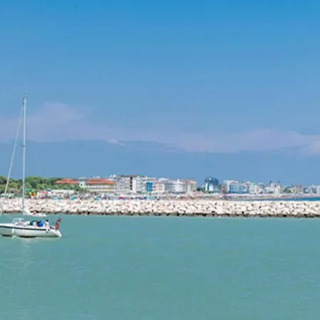 Modern In Caorle With Private Terrace Apartment *