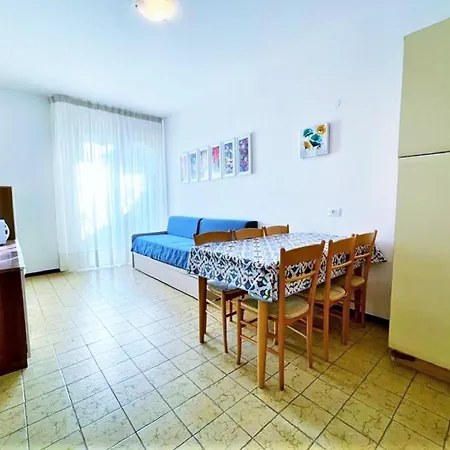 Modern In Caorle With Private Terrace Apartment Porto Santa Margherita di Caorle